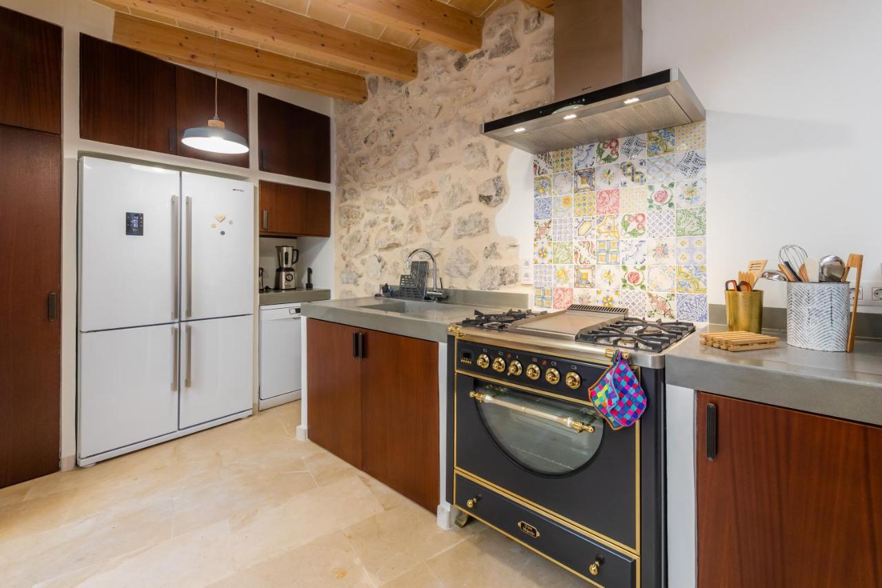 Casa Abeurador, Con Mucho Encanto En El Centro De Vakantiehuis *